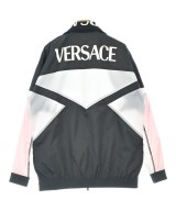 VERSACE（ヴェルサーチ）マウンテンパーカー 白 サイズ:38(S位) レディース/2200736870023