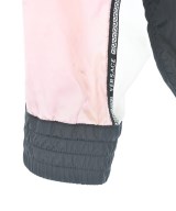 VERSACE（ヴェルサーチ）マウンテンパーカー 白 サイズ:38(S位) レディース/2200736870023