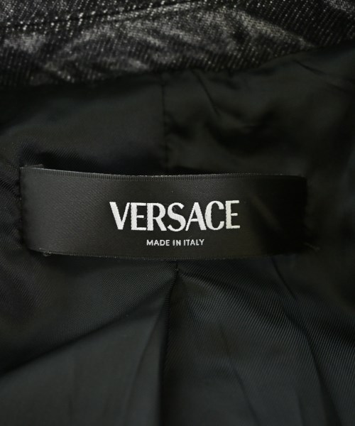 VERSACE（ヴェルサーチ）ジャケット 黒 サイズ:38(S位) レディース/2200719359019