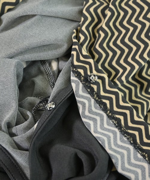 HIROKO KOSHINO（ヒロコ　コシノ）Tシャツ・カットソー グレー サイズ:38(S位) レディース/2200669012163