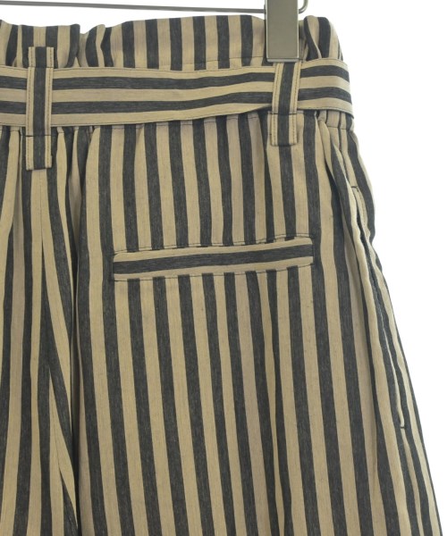 HIROKO KOSHINO（ヒロコ　コシノ）その他 ベージュ サイズ:38(S位) レディース/2200649503032