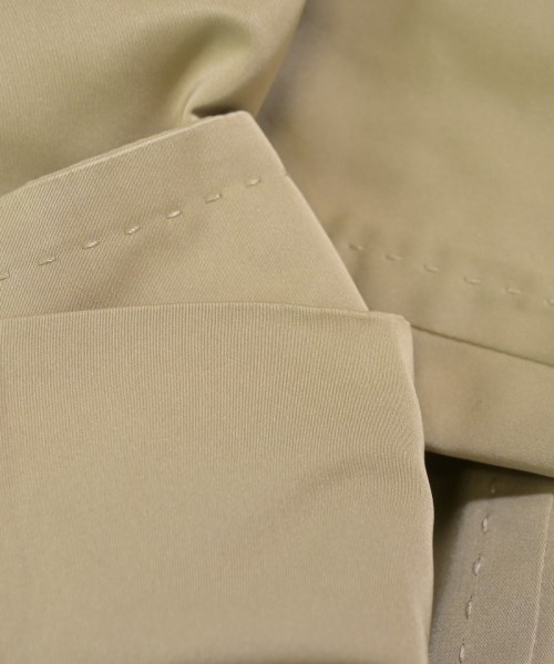 HIROKO KOSHINO（ヒロコ　コシノ）その他 ベージュ サイズ:38(S位) レディース/2200665389023