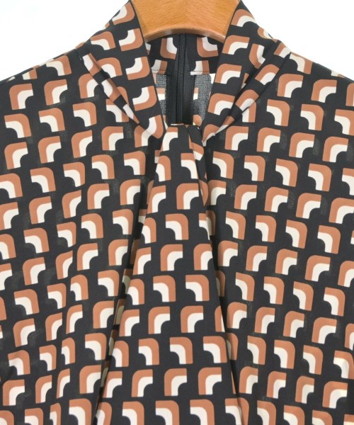 wb（ダブルビー）ブラウス 黒 サイズ:38(S位) レディース/2200664179076