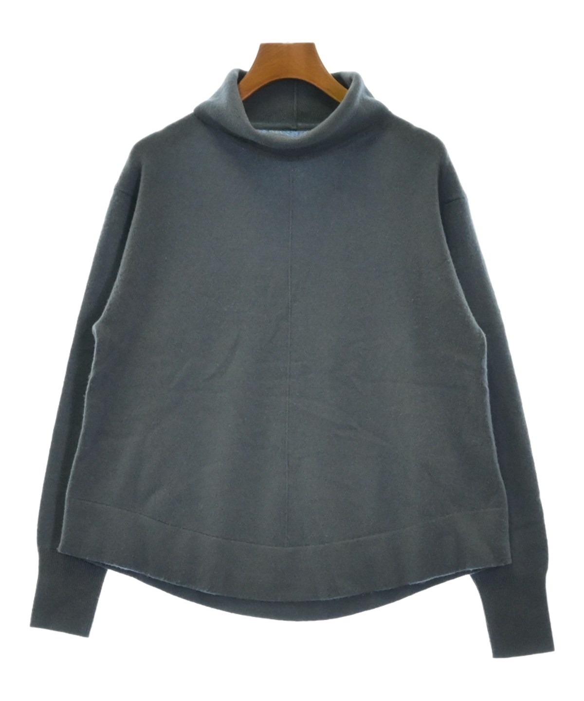 L'EQUIPE YOSHIE INABA（レキップヨシエイナバ）ニット・セーター 青