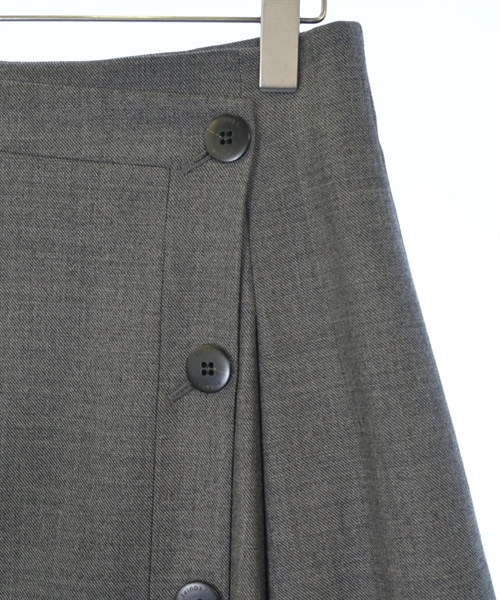 L'EQUIPE YOSHIE INABA（レキップヨシエイナバ）ロング・マキシ丈スカート グレー サイズ:38(S位) レディース/2200625786015