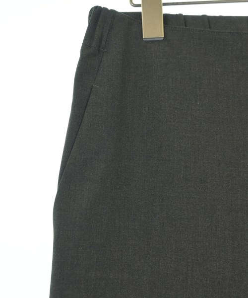 L'EQUIPE YOSHIE INABA（レキップヨシエイナバ）スラックス グレー サイズ:40(L位) レディース/2200664213152