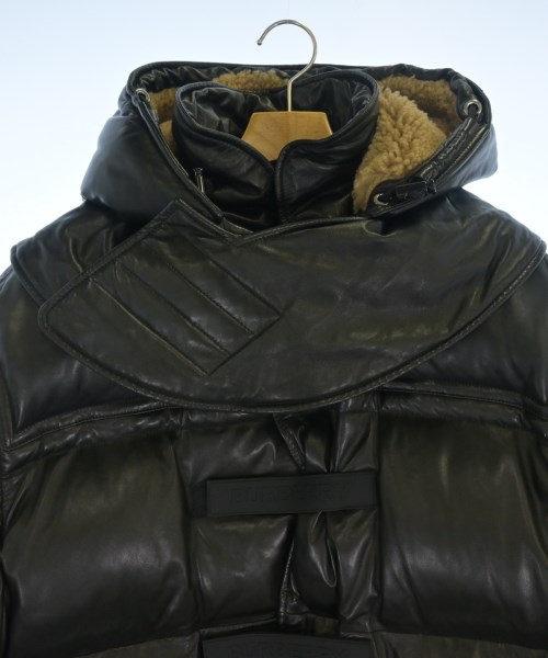 BURBERRY（バーバリー）ダウンジャケット/ダウンベスト 黒 サイズ:L メンズ/2200640509019