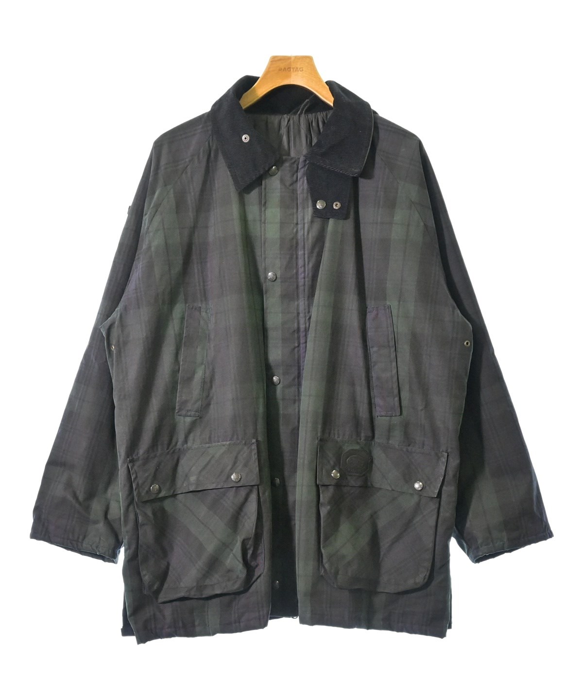 Burberry 　ブルレ　フード付きミリタリージャケット カーキ Burberry ブルレ フード付きミリタリージャケット カーキ