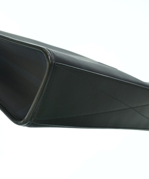 BURBERRY（バーバリー）ショルダーバッグ 紺 サイズ:- メンズ/2200675228015