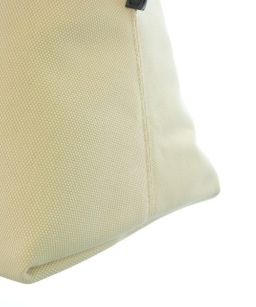 BURBERRY（バーバリー）トートバッグ 白 サイズ:- レディース/2200675388078