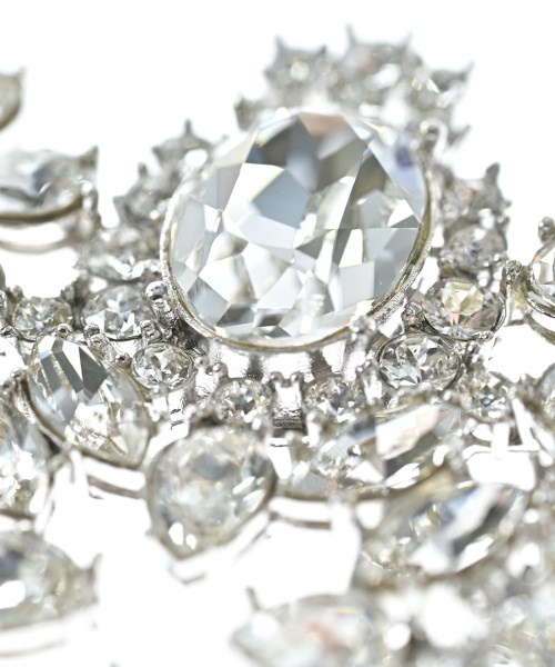 BURBERRY（バーバリー）ブローチ・コサージュ シルバー サイズ:- レディース/2200676864038