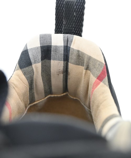 BURBERRY（バーバリー）スニーカー 黒 サイズ:EU42(27cm位) メンズ/2200645932225