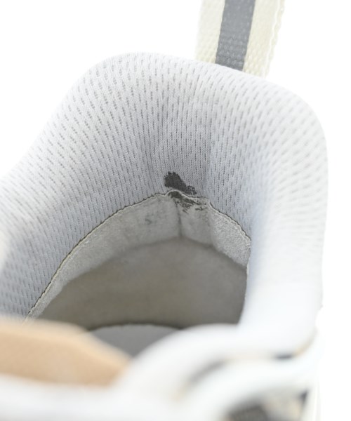 BURBERRY（バーバリー）スニーカー ベージュ サイズ:EU42(27cm位) メンズ/2200645932232