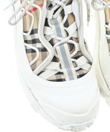 BURBERRY（バーバリー）スニーカー ベージュ サイズ:EU42(27cm位) メンズ/2200645932232