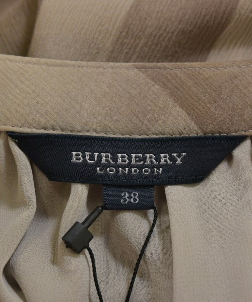 BURBERRY（バーバリー）ワンピース ベージュ サイズ:38(S位) レディース/2200643406087