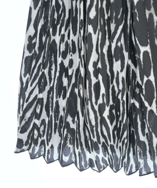 BURBERRY（バーバリー）ロング・マキシ丈スカート 白 サイズ:40(M位) レディース/2200661572344