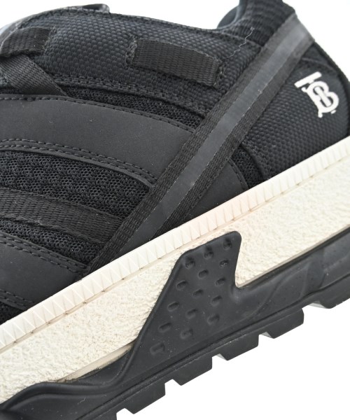 BURBERRY（バーバリー）スニーカー 黒 サイズ:EU41 1/2(26.5cm位) メンズ/2200723782179