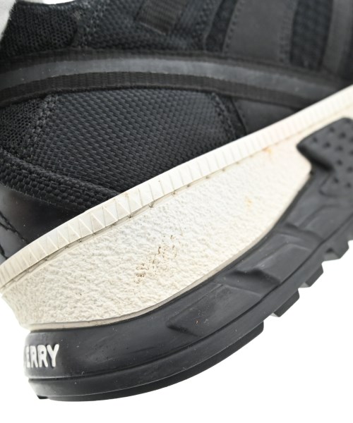 BURBERRY（バーバリー）スニーカー 黒 サイズ:EU41 1/2(26.5cm位) メンズ/2200723782179