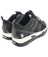 BURBERRY（バーバリー）スニーカー 黒 サイズ:EU41 1/2(26.5cm位) メンズ/2200723782179