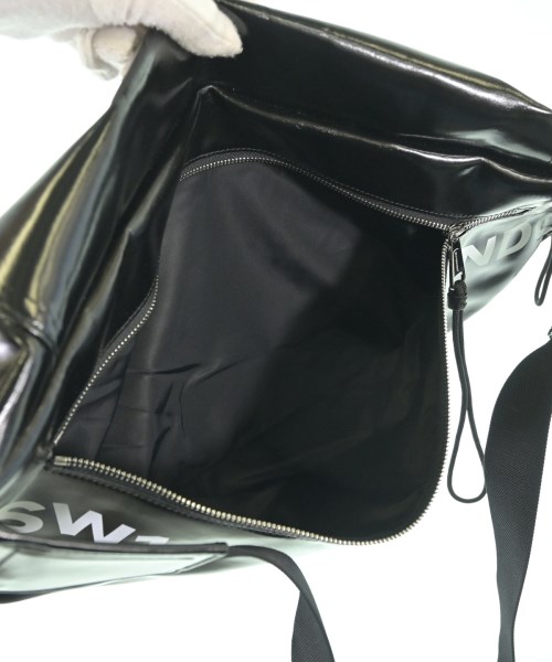 BURBERRY（バーバリー）ショルダーバッグ 黒 サイズ:- メンズ/2200686531135