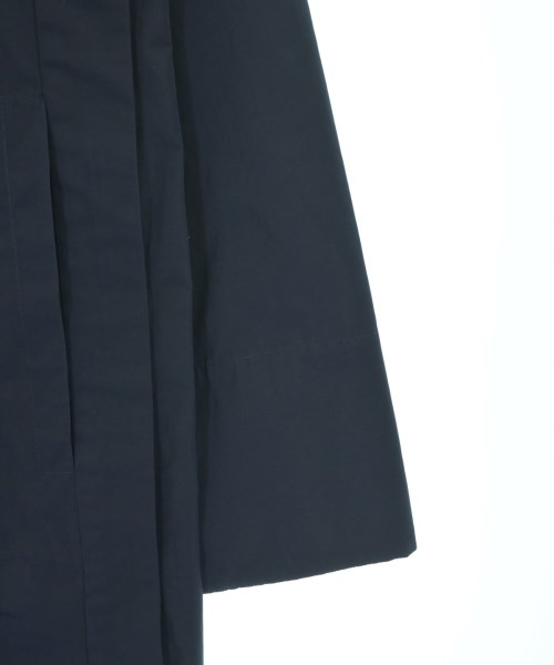 AKRIS（アクリス）その他 紺 サイズ:44(L位) レディース/2200669667035