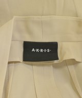 AKRIS（アクリス）その他 ベージュ サイズ:40(M位) レディース/2200711958036