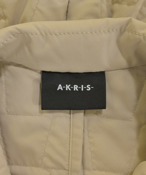 AKRIS（アクリス）その他 ベージュ サイズ:40(M位) レディース/2200711958050