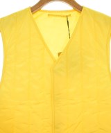 MONTEDORO（モンテドーロ）ダウンジャケット/ダウンベスト 黄 サイズ:46(M位) メンズ/2200640082031