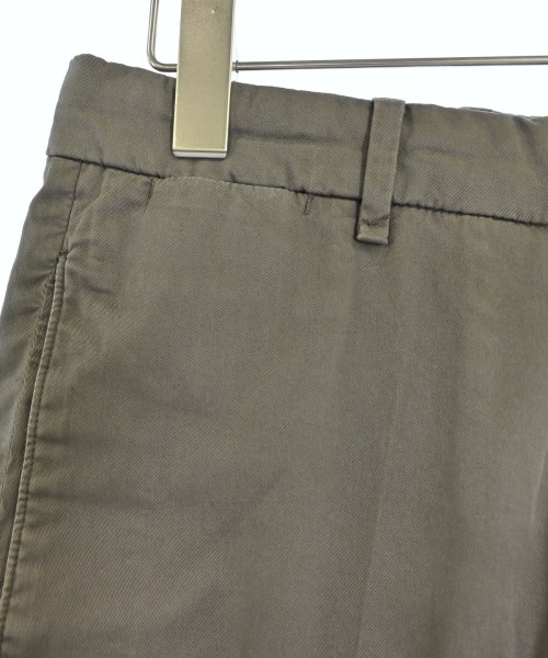 LARDINI（ラルディーニ）ショートパンツ カーキ サイズ:29(S位) メンズ/2200702241048