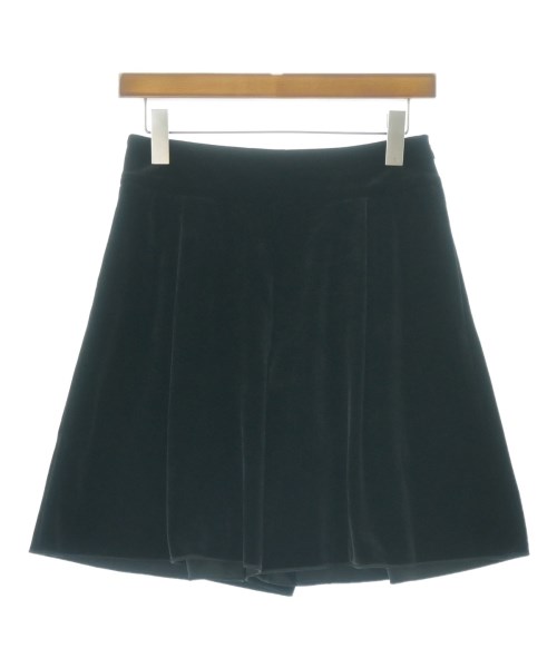 VELOUR NOIR by FOXEY NEWYORK(ベロアノワールバイフォクシーニューヨーク)のショートパンツ サイズ:38(S位) 6,000円
