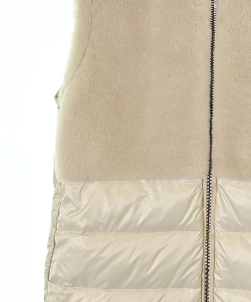 EMMETI（エンメティ）ベスト 白 サイズ:40(M位) レディース/2200622045146