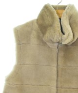 EMMETI（エンメティ）ダウンジャケット/ダウンベスト ベージュ サイズ:38(S位) レディース/2200622045160