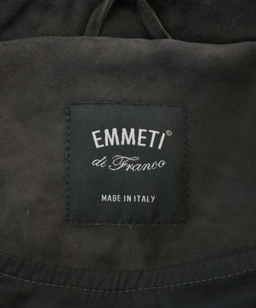 EMMETI（エンメティ）ダウンジャケット/ダウンベスト グレー サイズ:48(L位) メンズ/2200632708352