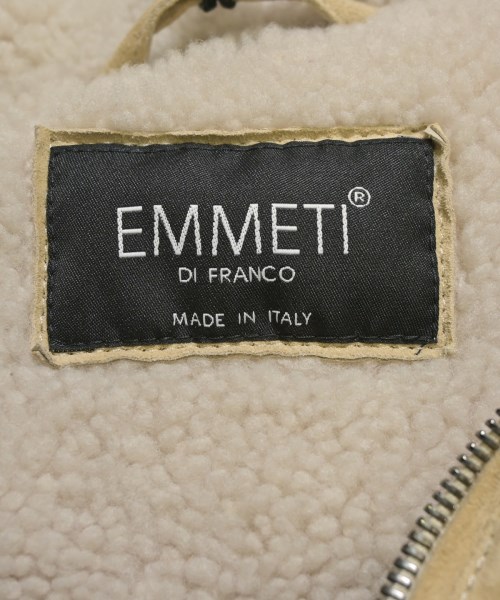EMMETI（エンメティ）ダウンジャケット/ダウンベスト ベージュ サイズ:50(XL位) メンズ/2200582844223