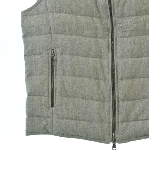 EMMETI（エンメティ）ダウンジャケット/ダウンベスト グレー サイズ:44(S位) メンズ/2200647258019