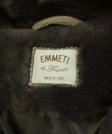EMMETI（エンメティ）ダウンジャケット/ダウンベスト カーキ サイズ:48(L位) メンズ/2200729775038