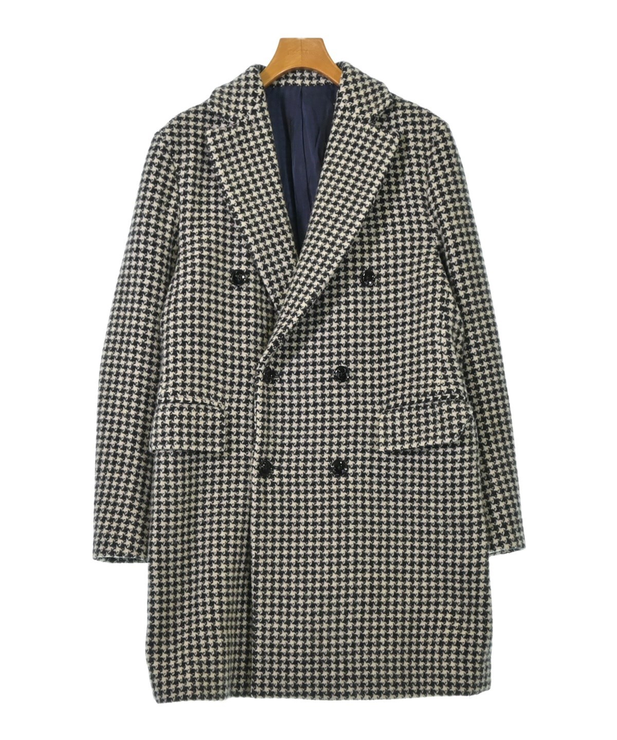 MP di Massimo Piombo（エムピーディマッシモピオンボ）チェスター