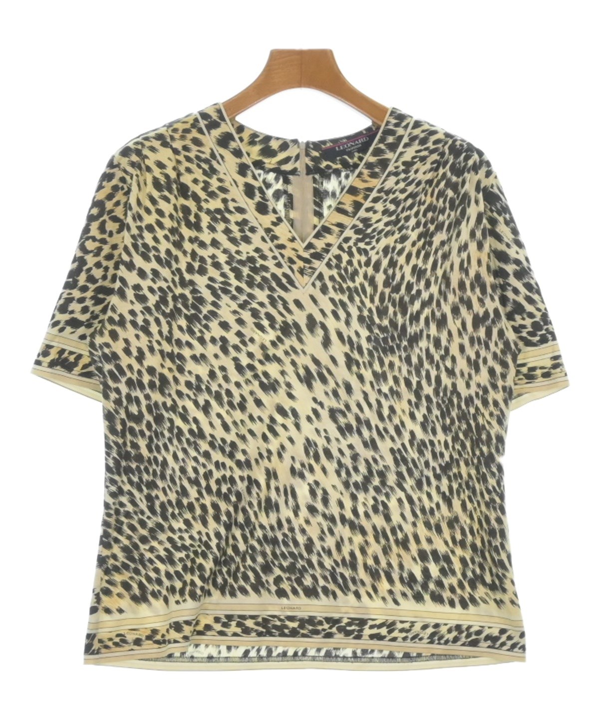 ❤️レオナール ファッションのシルク100%トップス　　40号 LEONARD SPORT(レオナール スポーツ) ロングスリーブカットソー