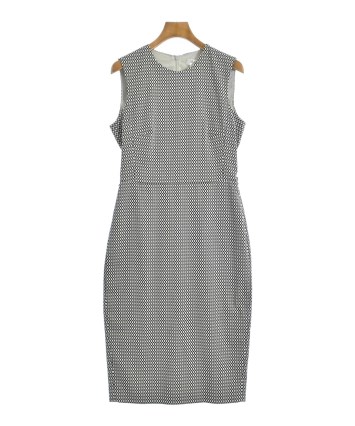 Max Mara マックスマーラ ワンピース アイボリー 4201624G0038 Max Mara(マックスマーラ)ワンピース 白 サイズ:38(S位