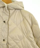 Max Mara（マックスマーラ）ダウンジャケット/ダウンベスト ベージュ サイズ:40(M位) レディース/2200715001028