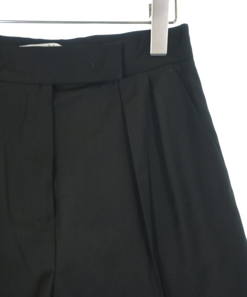 Max Mara（マックスマーラ）ショートパンツ 黒 サイズ:36(XS位) レディース/2200718703127