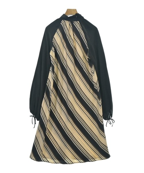 SPORTMAX（スポーツマックス）ワンピース ベージュ サイズ:44(L位) レディース/2200715397022