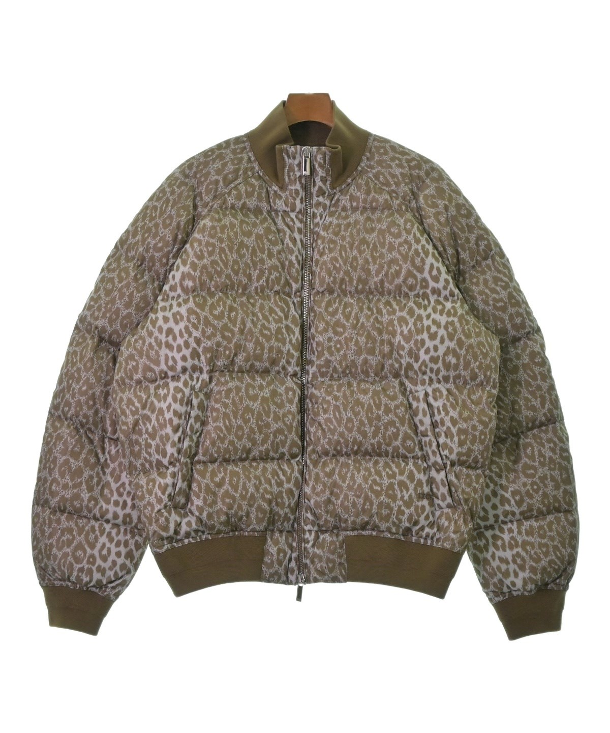 Christian Dior（クリスチャンディオール）ダウンジャケット/ダウン