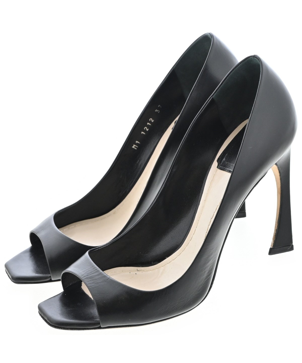 Christian Dior（クリスチャンディオール）パンプス 黒 サイズ:EU37