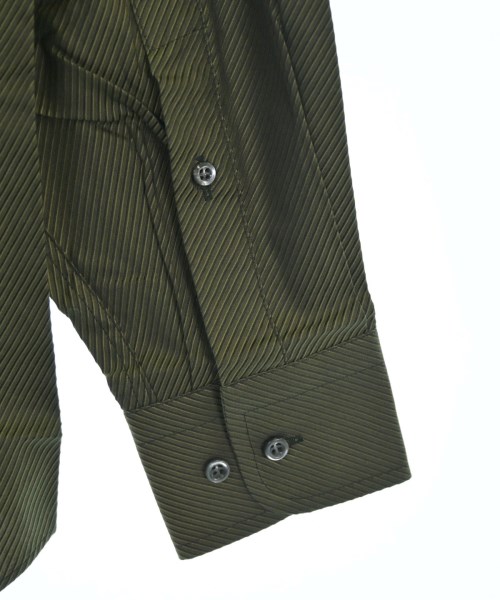 Corneliani（コルネリアーニ）カジュアルシャツ カーキ サイズ:40(L位) メンズ/2200720372885