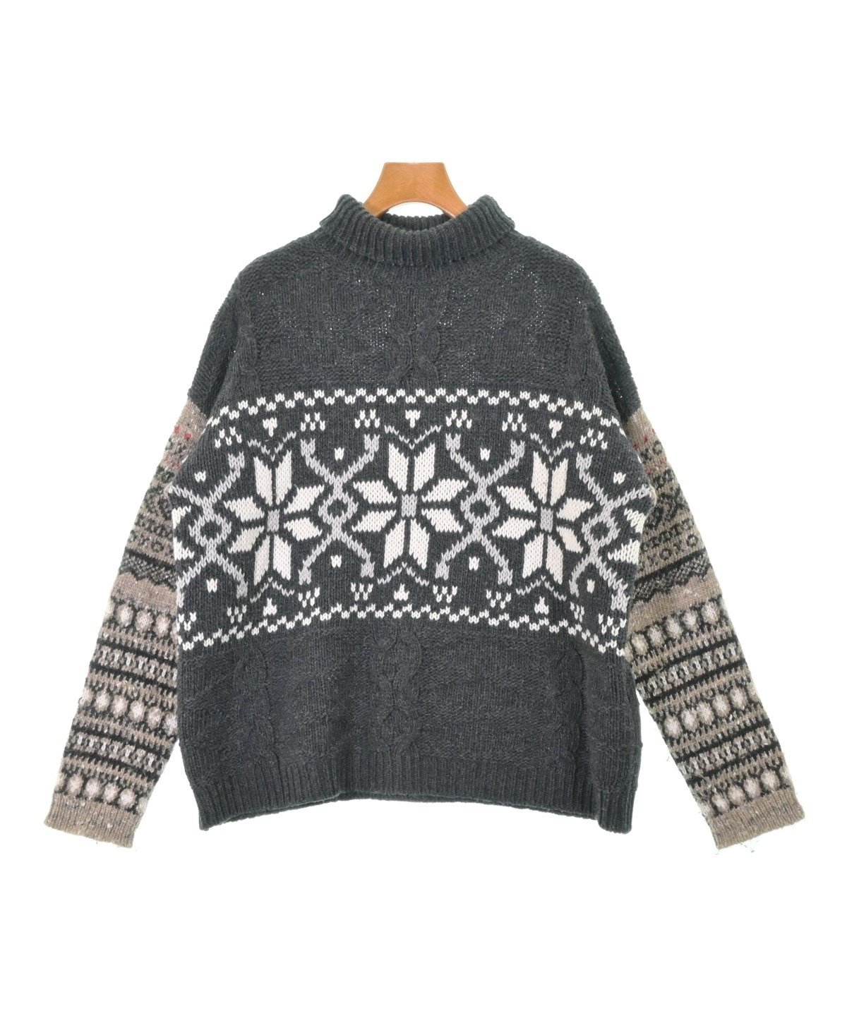 WEEKEND MaxMara カシミヤ100％ニット　サイズM WEEKEND MaxMara カシミヤ100％ニット サイズM WEEKEND MaxMara