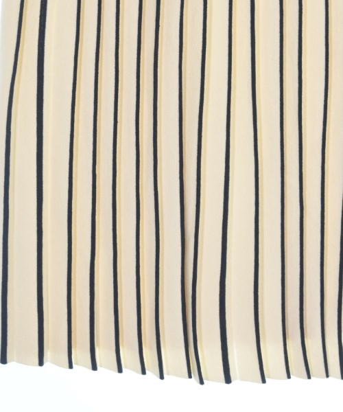 MAX MARA WEEK END LINE（マックスマーラ　ウィークエンドライン）ロング・マキシ丈スカート 白 サイズ:M レディース/2200673426123