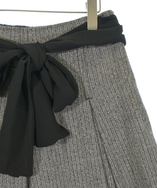 MAX MARA WEEK END LINE（マックスマーラ　ウィークエンドライン）ミニスカート グレー サイズ:40(M位) レディース/2200696815102