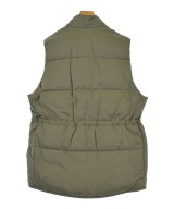 Barbour（バブアー）ダウンジャケット/ダウンベスト カーキ サイズ:M メンズ/2200663861026