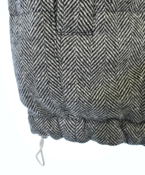 BRUNELLO CUCINELLI（ブルネロ　クチネリ）ダウンジャケット/ダウンベスト 黒 サイズ:XL メンズ/2200653211077